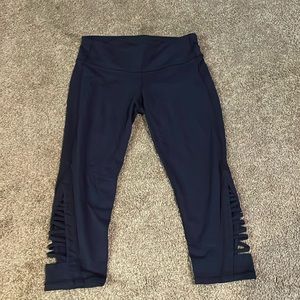 Navy blue cropped Athleta leggings